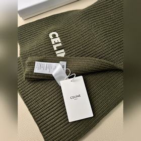 Классический кашемировый шарф CELINE. 