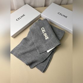 Классический кашемировый шарф CELINE. 