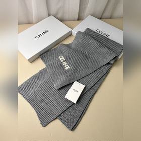 Классический кашемировый шарф CELINE. 