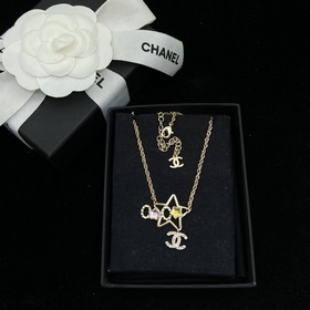 Колье и серьги-гвоздики  Chanel 25c 