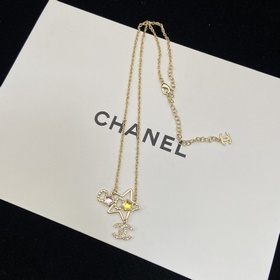 Колье и серьги-гвоздики  Chanel 25c 
