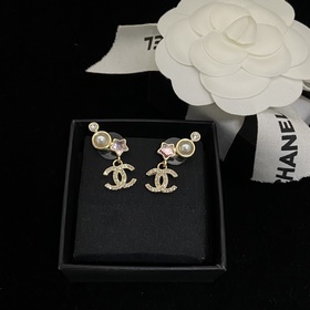 Chanel  Серьги-гвоздики New Star Doub