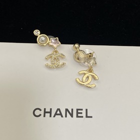 Chanel  Серьги-гвоздики New Star Doub