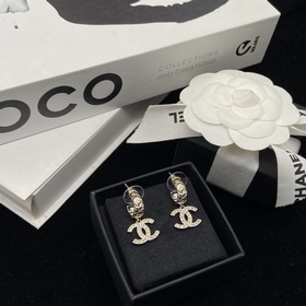 Серьги Chanel Double C Quilted Stud (т