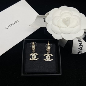 Серьги Chanel Double C Quilted Stud (т