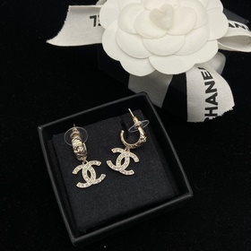 Серьги Chanel Double C Quilted Stud (т