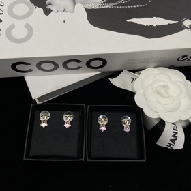 2 цвета Серьги Chanel Double C Star