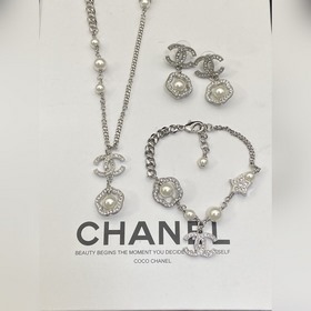 Набор Chanel Camellia CC  Очарован
