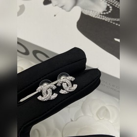 Набор Chanel CC с бриллиантами  Колл