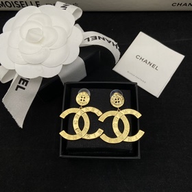 Ch@nel Double C Glossy Classic Stud Ea