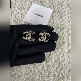 Chanel  Новинки  Chanel Новые серьги