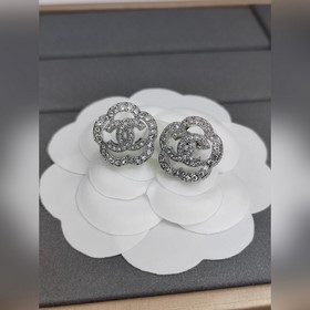 Chanel  Новый стиль  Серьги Chanel D