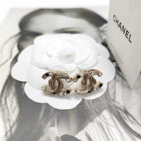 Chanel  Новинка Миниатюрные серьги-г
