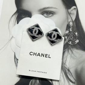 Chanel Classic Style Chanel Double C D