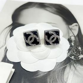 Chanel Classic Style Chanel Double C D
