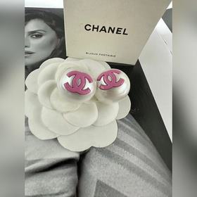 Chanel  Новый стиль  Chanel Double C