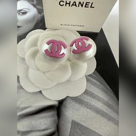 Chanel  Новый стиль  Chanel Double C
