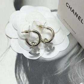 Классические серьги Chanel Double C с 