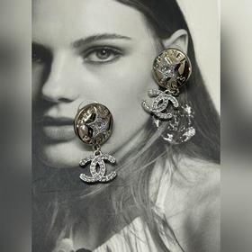 Chanel  Новинка  Серьги Chanel Doubl