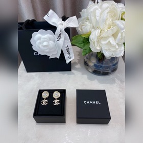 [Серьги Chanel Twisted Thread Knob Dou