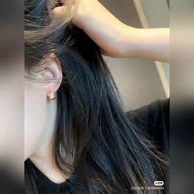 Серьги Chanel CoCo с бриллиантами виде