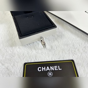 Chanel  Кольцо с квадратными звеньями