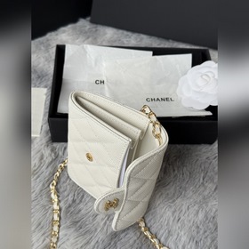 Мини-сумочка Chanel на цепочке, очаров