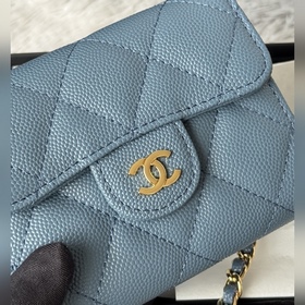 Мини-сумочка Chanel на цепочке, очаров