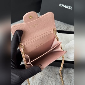 Мини-сумочка Chanel на цепочке, очаров