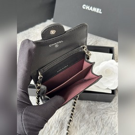 Мини-сумочка Chanel на цепочке, очаров