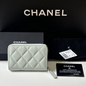 Новинка Мини-картодержатель CHANEL с 