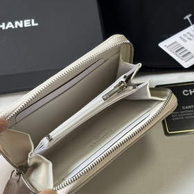 Новинка Мини-картодержатель CHANEL с 