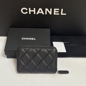 Новинка Мини-картодержатель CHANEL с