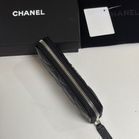 Новинка Мини-картодержатель CHANEL с
