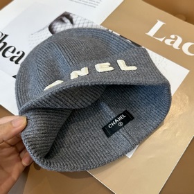 [CHANEL] Новая вязаная шапка, популя