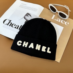 [CHANEL] Новая вязаная шапка, популя