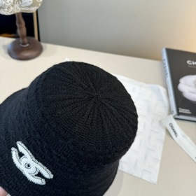 Новая шерстяная рыбацкая шляпа Chanel,