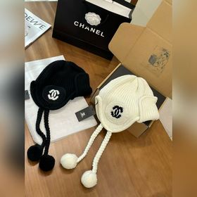 Шапка Chanel 25N с ушанками из трикота