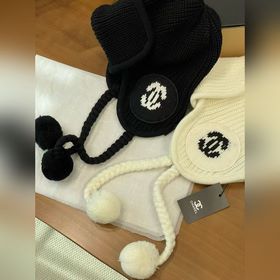 Шапка Chanel 25N с ушанками из трикота