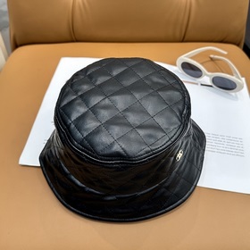 Chanel, осенне-зимняя коллекция, кожан