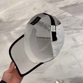CHANEL Новая бейсболка Классический ми