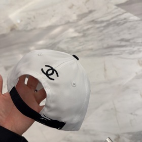 CHANEL Новая бейсболка Классический ми