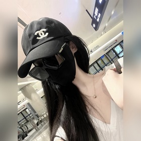 Шляпа рыбака серии Chanel В настояще