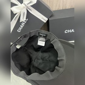 CHANEL Оригинальная бейсболка с вышивк