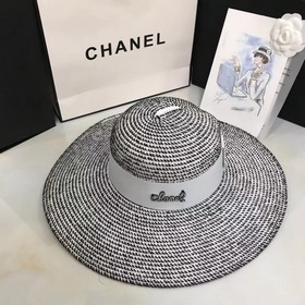Шляпа Chanel с широкими полями