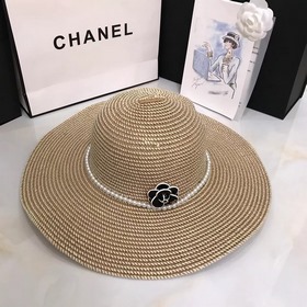 Шляпа Chanel с широкими полями