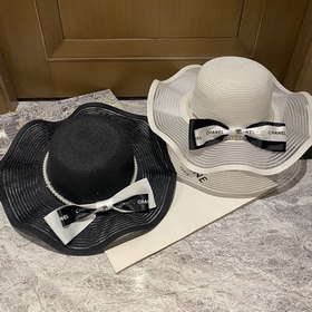 Соломенная шляпа Chanel с оборками