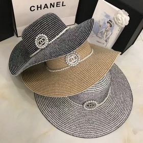 Шляпа Chanel с широкими полями