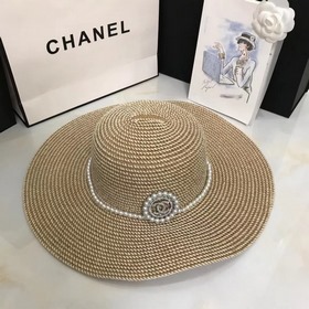 Шляпа Chanel с широкими полями