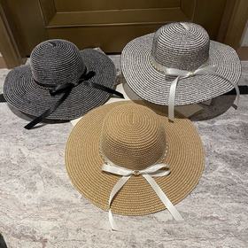 Шляпа Chanel с широкими полями